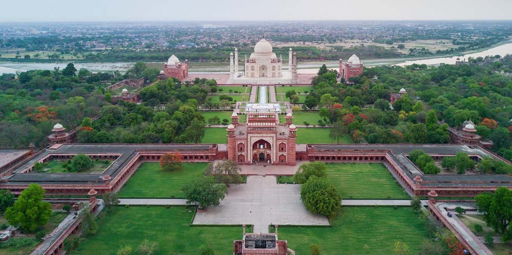 Aerial view of Taj Mahal complex and Yamuna River in Agra, India