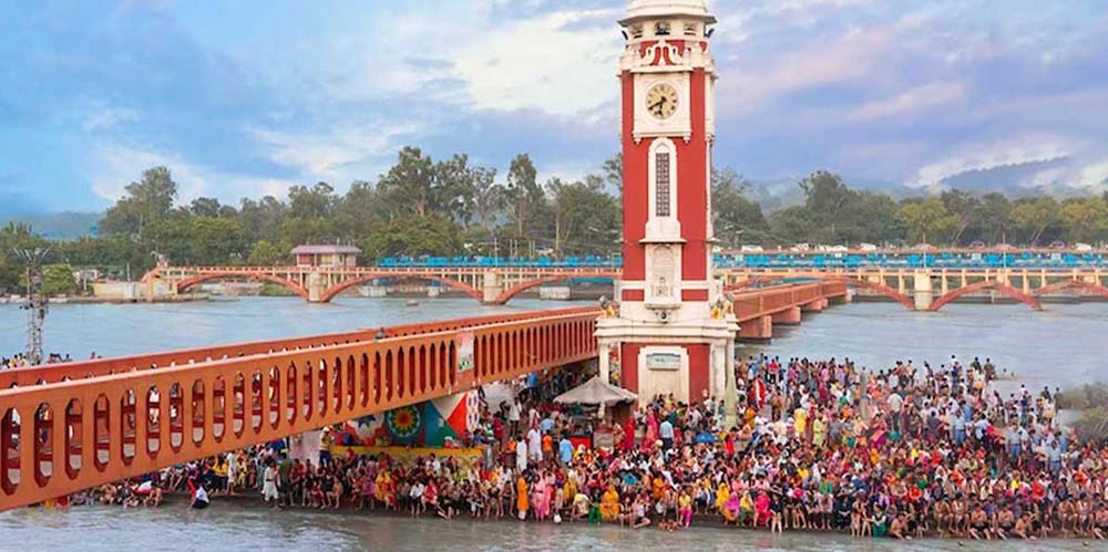 Crowds gathered at Har Ki Pauri ghat and clock tower in Haridwar
