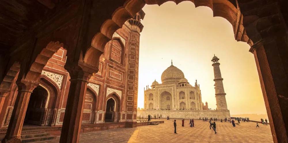Taj Mahal Sunrise Tour From Delhi