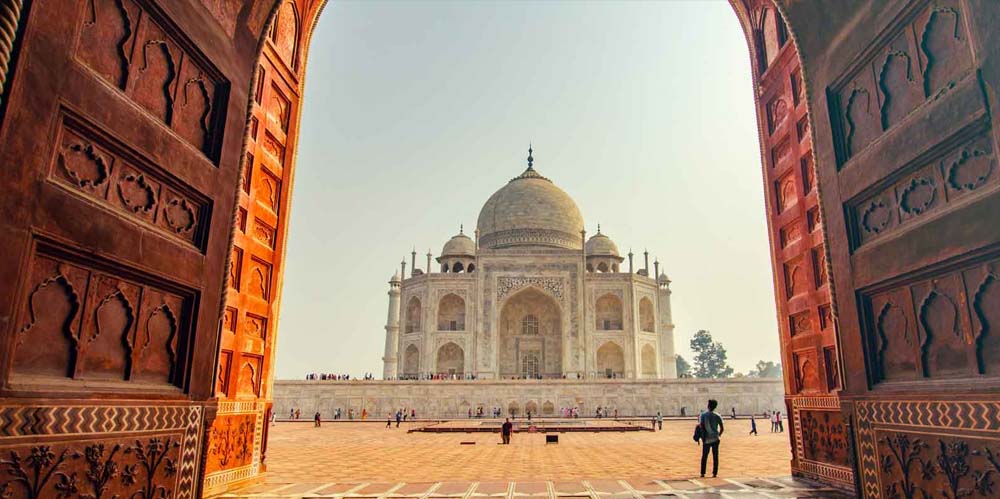 taj-mahal-tour-by-train