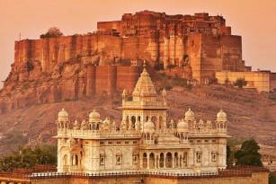 Rajasthan Forts & Palaces Tour Package
